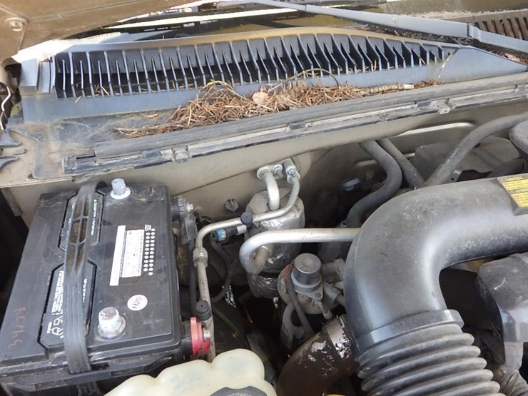 2005-chevrolet-silverado-3500-image-19