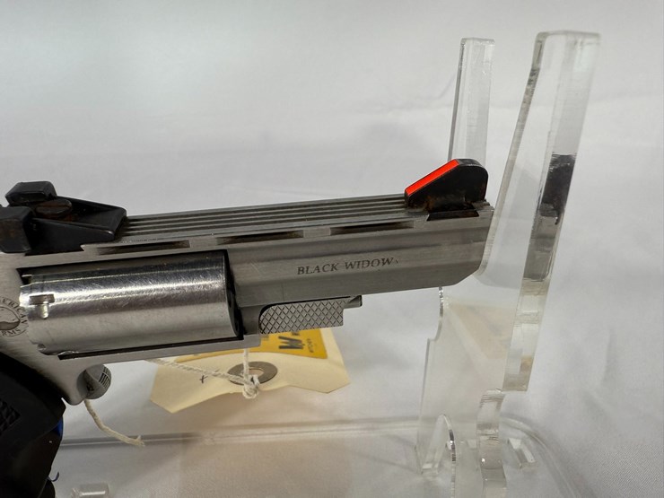 #1-•-north-american-arms-black-widow-22lr-revolver-bw13159-image-14