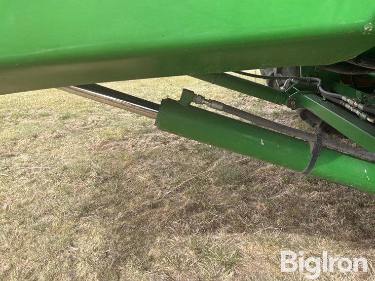 2009-john-deere-9770-sts-image-14