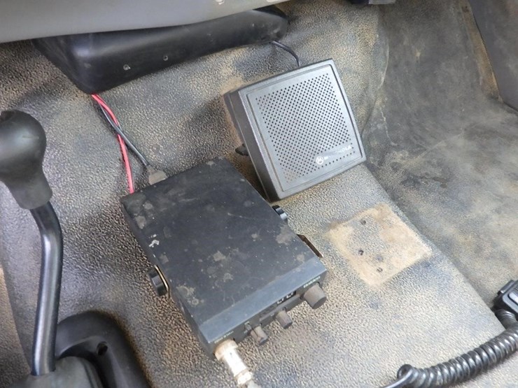 2005-ford-f550-image-49