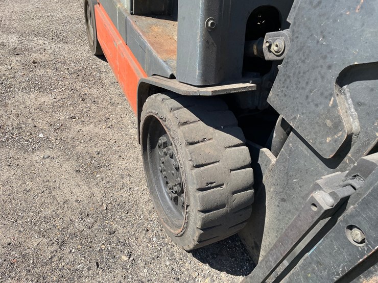 #4537-•-toyota-electric-forklift-image-13