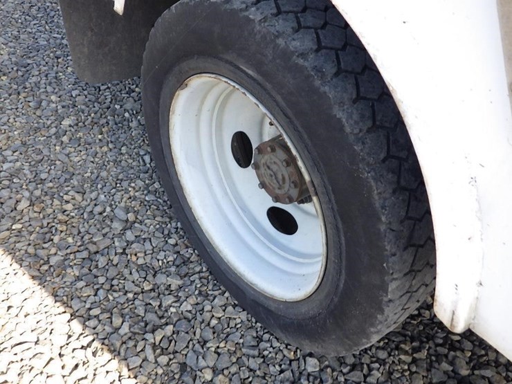 1999-ford-f450-image-33