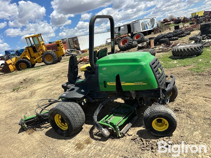 john-deere-3225c-image-9