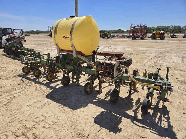 john-deere-6-image-3