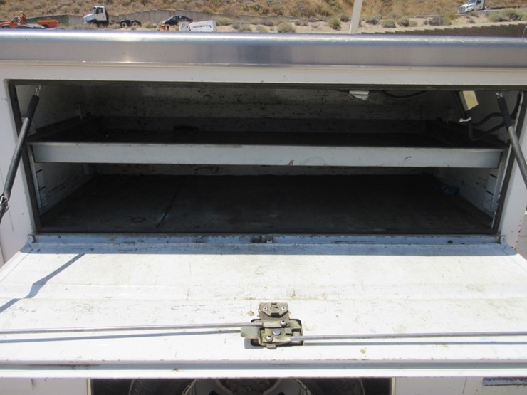 2006-ford-f350-xl-image-13