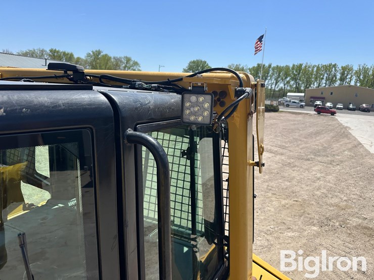 caterpillar-d6n-lgp-image-11