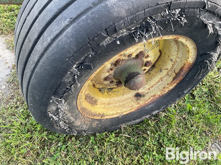 deere-tires-image-15