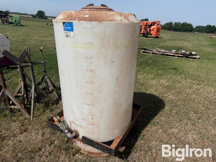 ace-roto-mold-100-gal-poly-tank-image-1