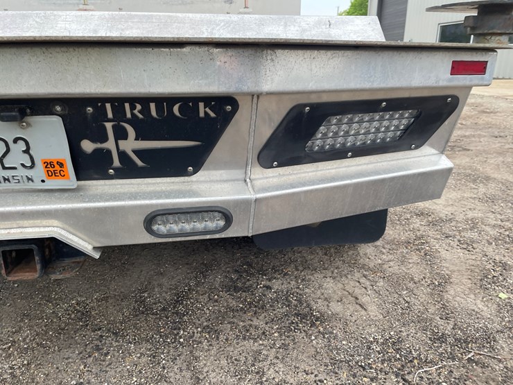 2019-dodge-ram-3500-image-31