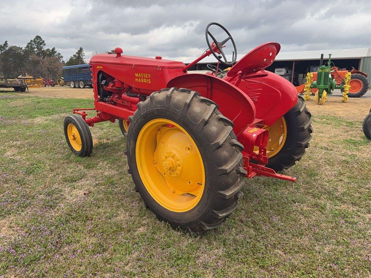 massey-harris-mustang-image-3