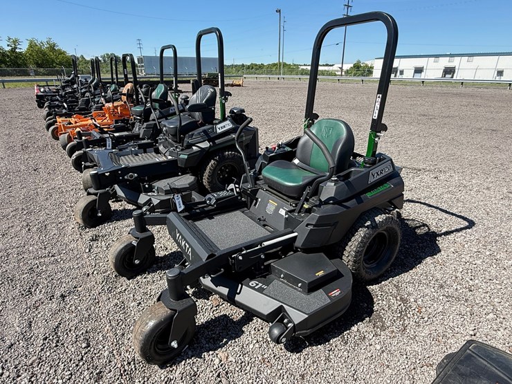 #11-•-yakta-yxr120-zero-turn-mower-image-1