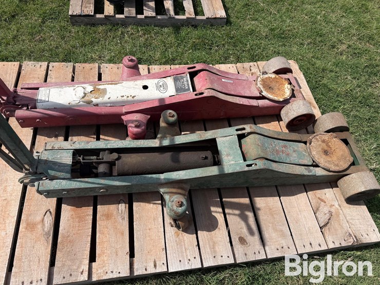 10-ton-floor-jacks-image-9