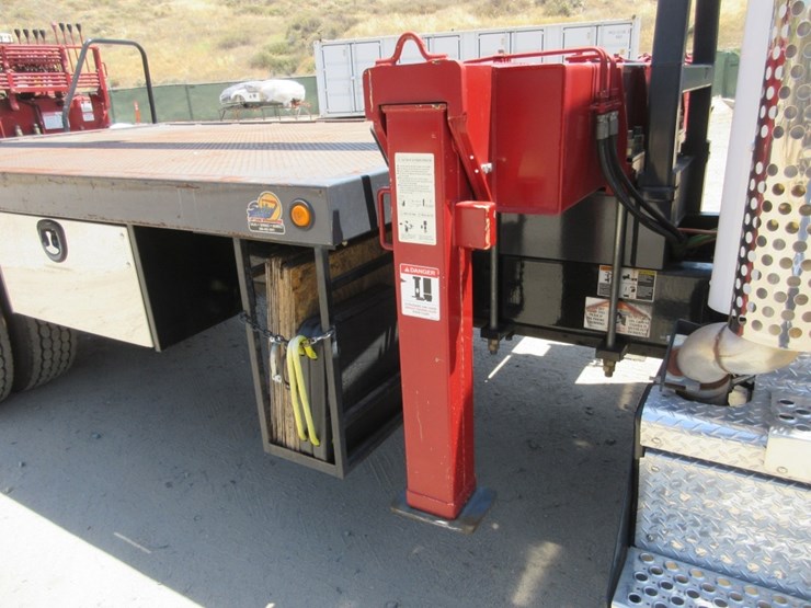 2019-kenworth-t270-image-33