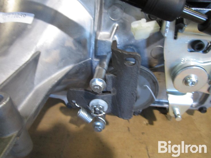 cub-cadet-sltx1054-image-12