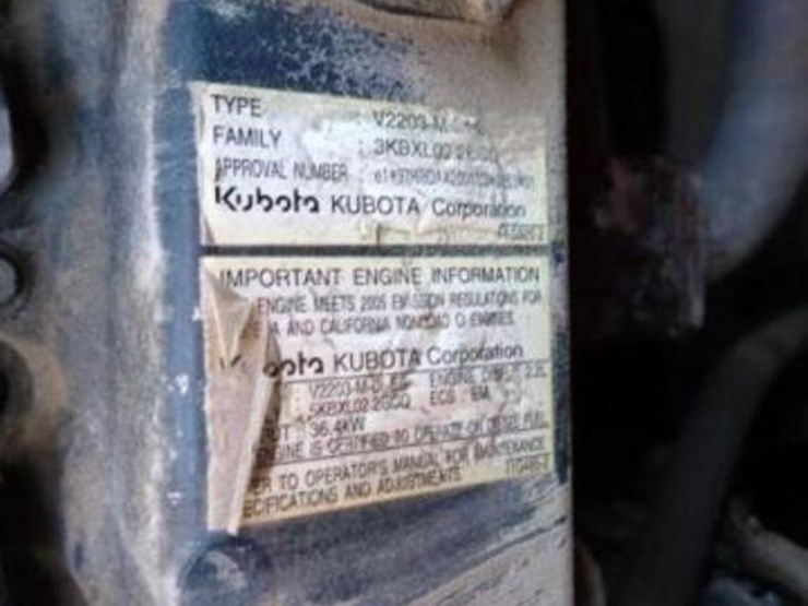 2006-bobcat-s150-image-35