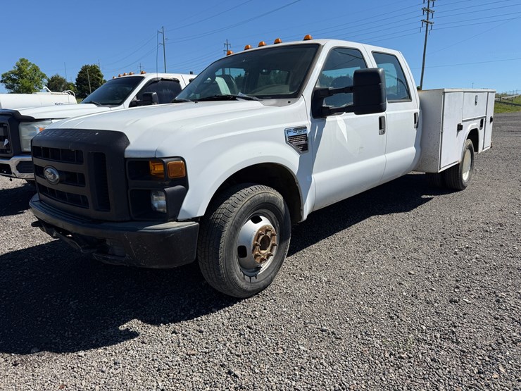 2008-ford-f350-image-1