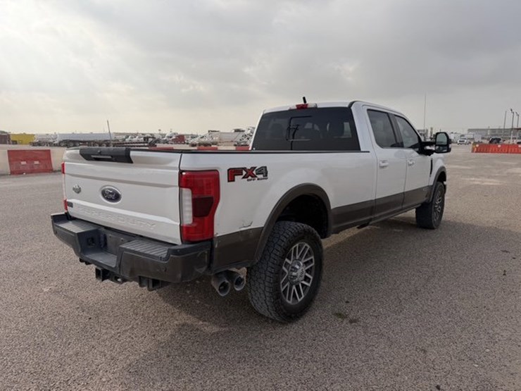 2017-ford-f350-image-6