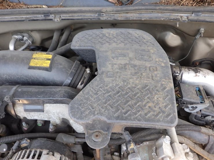 2005-chevrolet-silverado-3500-image-17