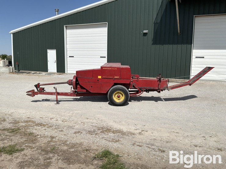 1976-new-holland-320-image-8
