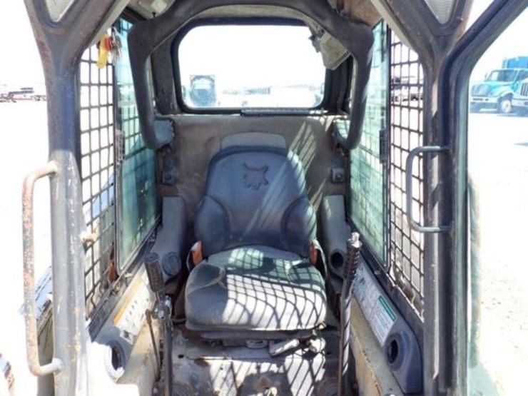 2007-bobcat-s100-image-17