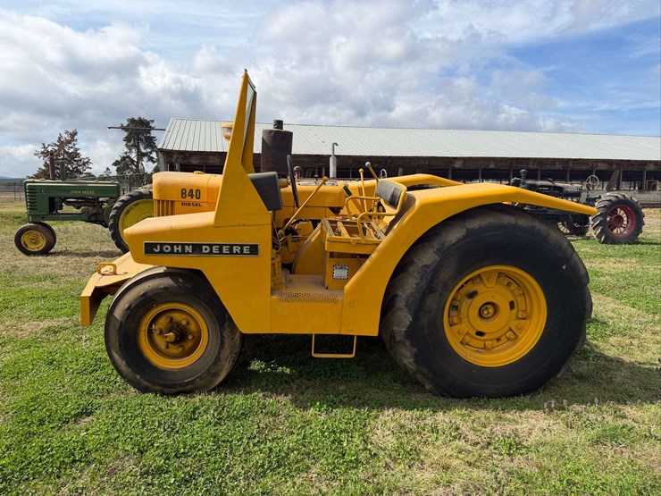john-deere-840-image-2