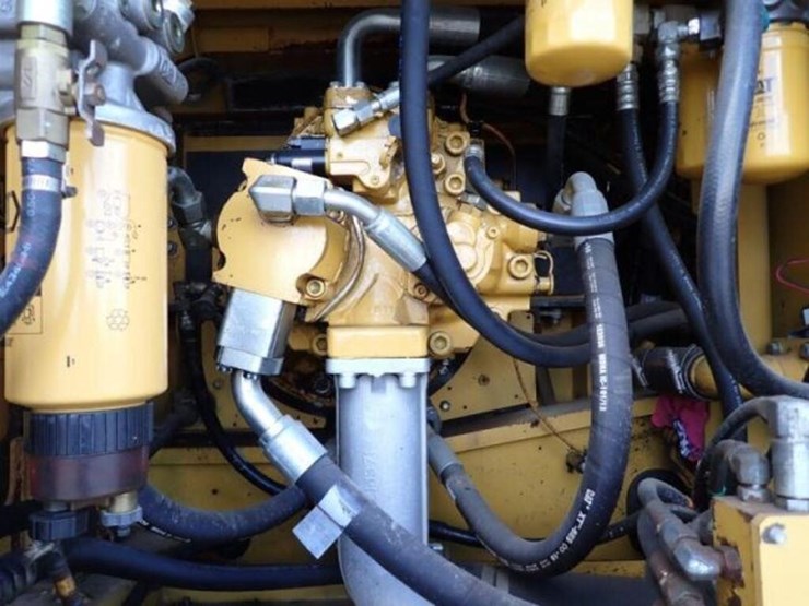 2016-caterpillar-336el-image-60