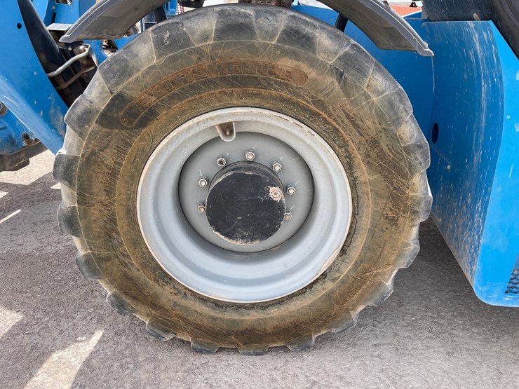 2019-genie-gth1256-image-13