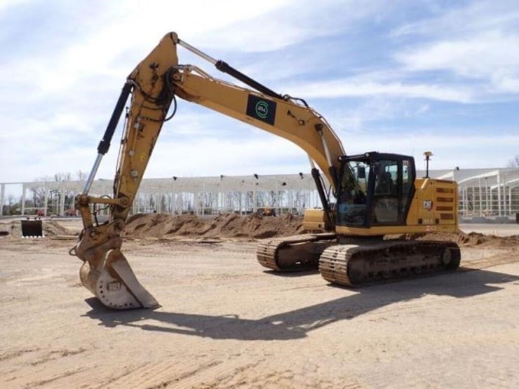 2021-caterpillar-323-image-1
