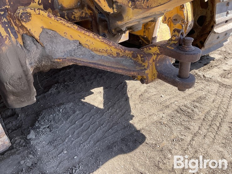caterpillar-d6b-image-15