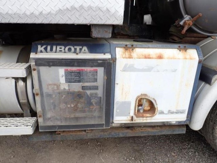 inoperable-2007-supervac-2000-on-2007-mack-ct713-1-image-44