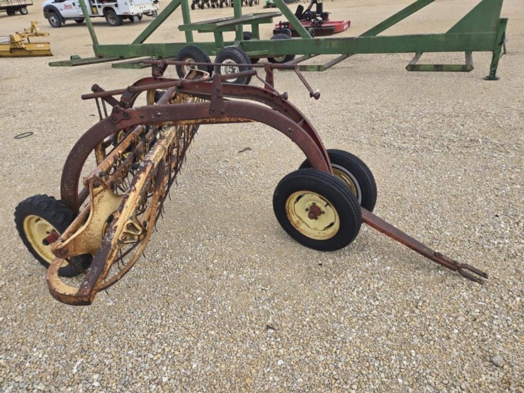 new-holland-256-image-7