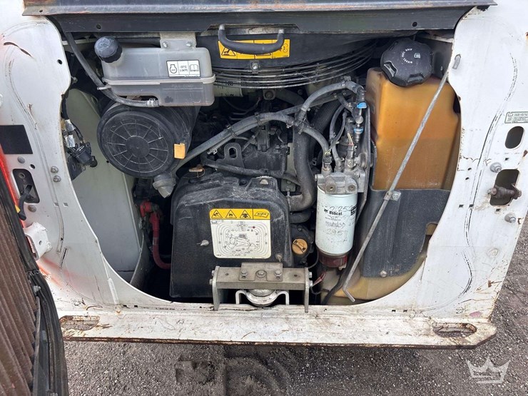 2021-bobcat-t62-image-14