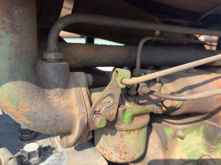 john-deere-h-image-24