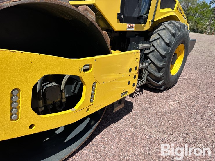 2018-bomag-bw211-image-13