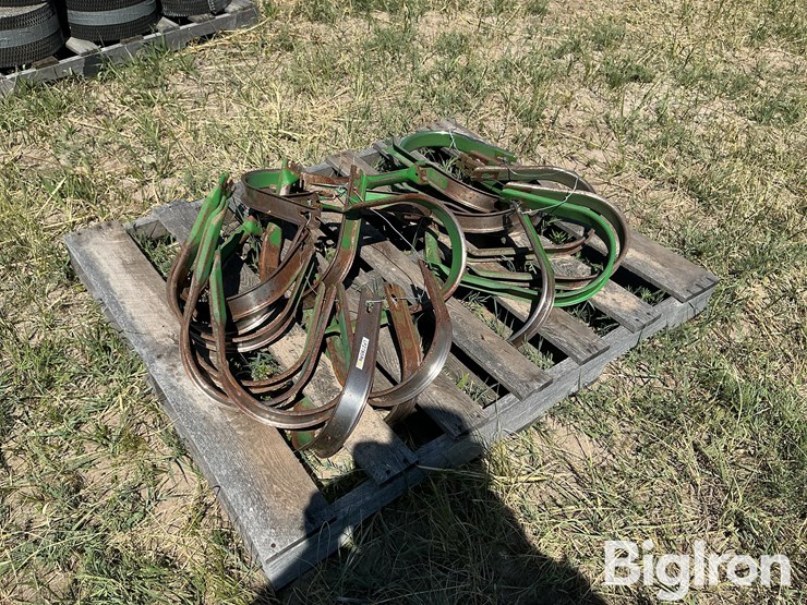 john-deere-568-image-1