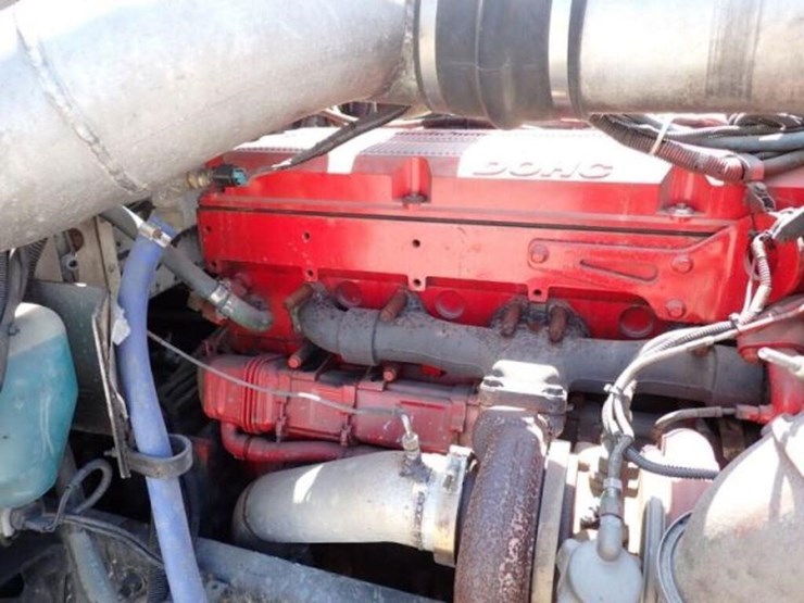 2004-peterbilt-379-image-30