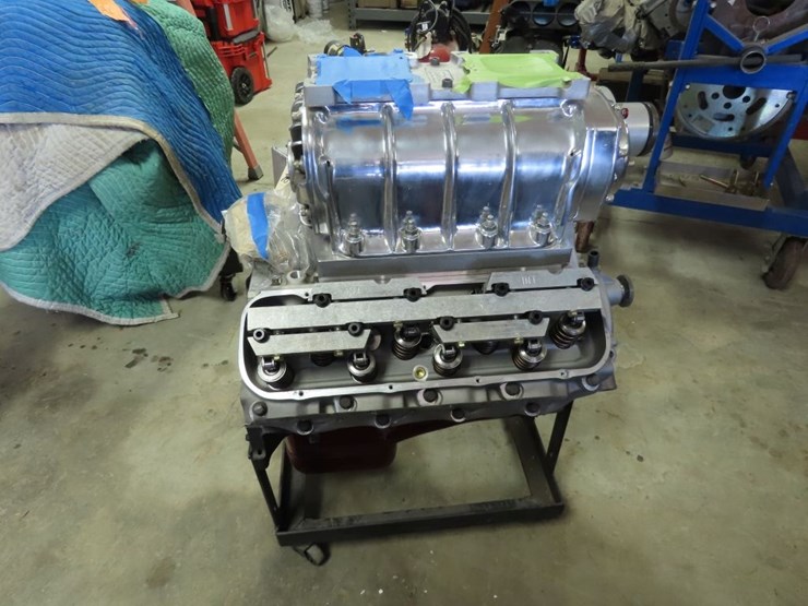 modified-chevrolet-427-v8-motor-image-12