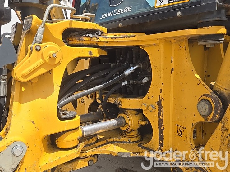 2020-deere-310sl-image-27