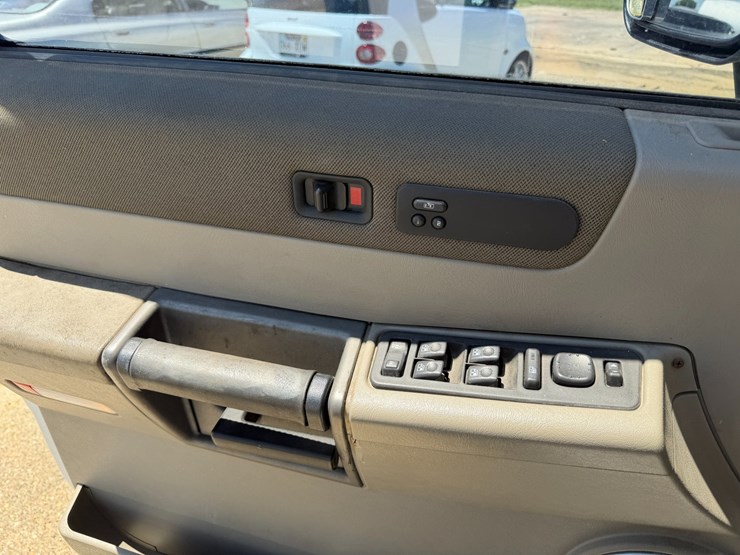 2003-hummer-h2-image-80