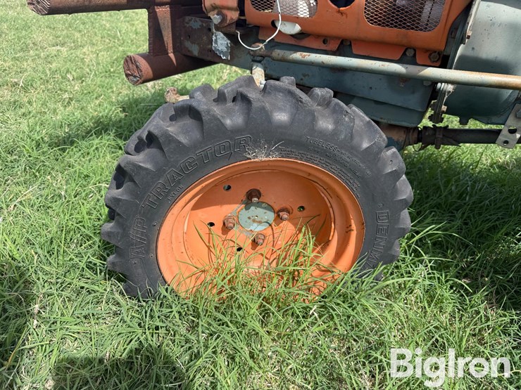 1977-kubota-b7100-image-14