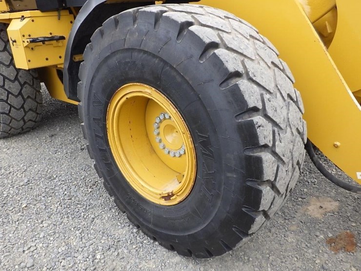 2022-caterpillar-930m-image-38