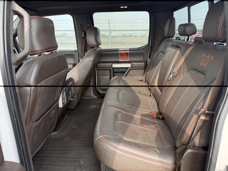 2017-ford-f350-image-11