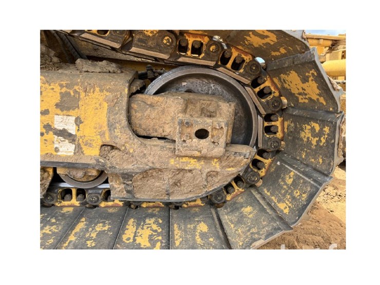 2024-komatsu-d61px-24-image-10