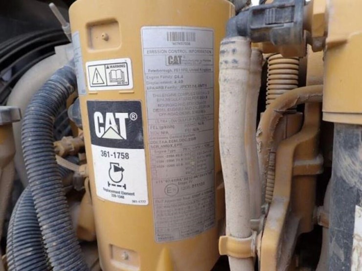 2018-caterpillar-d5k2-xl-image-58