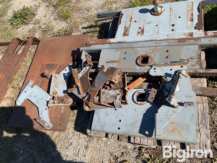 b-&-w-trailer-ball-hitches-image-10