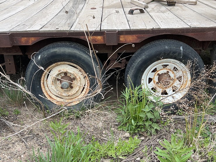 custom-trailer-image-11