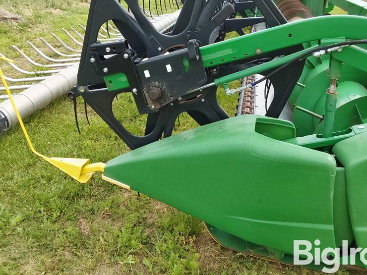 2013-john-deere-625f-image-12