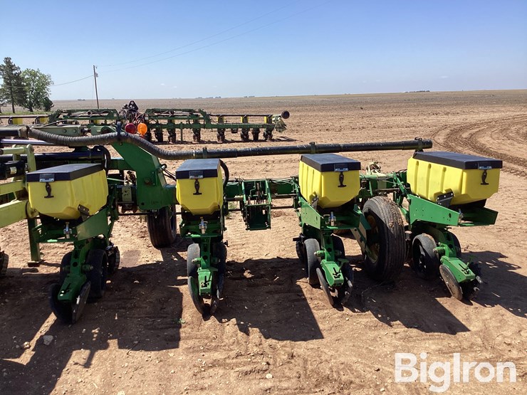 john-deere-1720-image-15