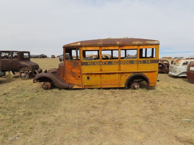 amazing-cool-1935-ford-short-school-bus-image-8