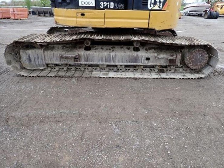 2013-caterpillar-321d-lcr-image-64